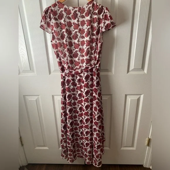 Betsey Johnson Dark Floral/Rose Chiffon Romantic Wrap Midi Dress SZ 8 - Picture 3 of 9